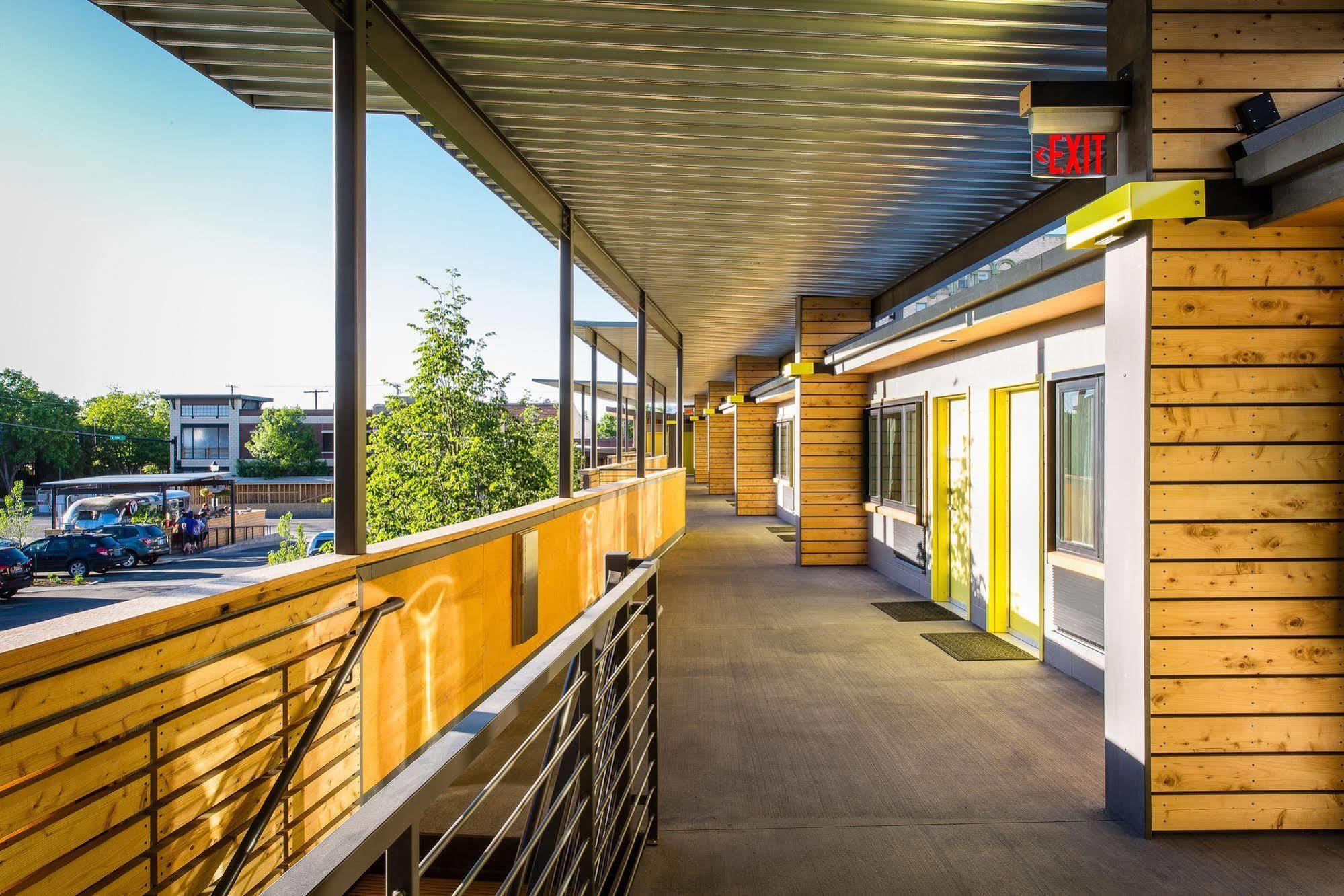 The Lark Hotel Bozeman Exterior photo